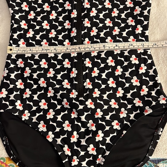Michael Kors ladies swimsuit - Picture 9 of 12